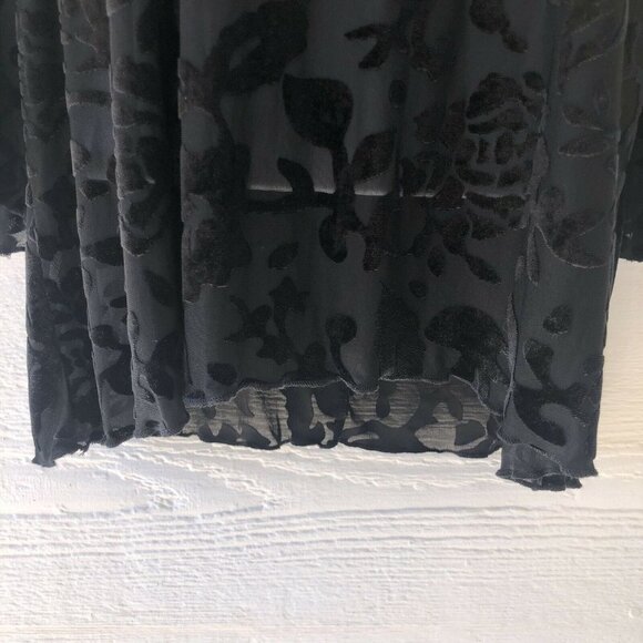 Chelsea & Theodore Size Small Black Velvet Burnout Top Sheer Flare Sleeves - Picture 4 of 12